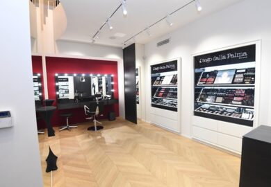Nouveau studio de maquillage pour Diego de La Palma Milan
