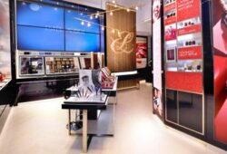 Quart record pour Estée Lauder (+ 7%)