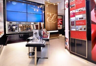 Quart record pour Estée Lauder (+ 7%)