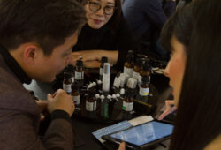 BolognaFiere Cosmoprof achète la santé et la beauté