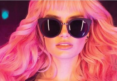 Benefit lance des lunettes avec Quay Australia