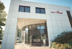 La pharmacie en ligne de Zur Rose arrive dans la péninsule