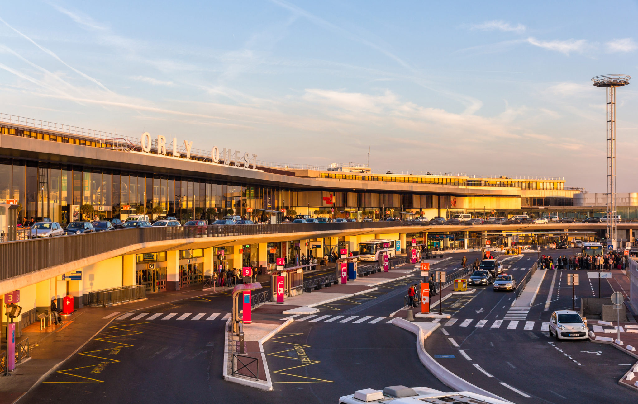 Aéroport d&rsquo;Orly : une réouverture le 26 juin ? La demande de 9 compagnies aériennes
