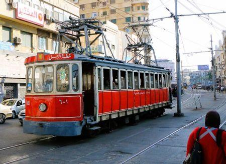 Égypte : Alexandrie va moderniser son tramway vieux de plus d’un siècle et demi