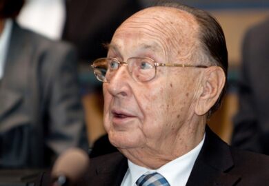 Biographie : Hans-Dietrich Genscher (1927 – 2016)
