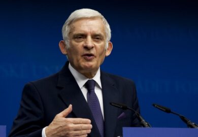 Biographie : Jerzy Buzek