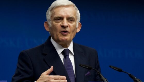 Biographie : Jerzy Buzek