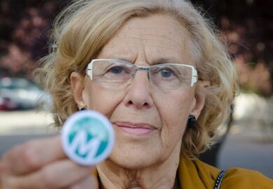 Manuela Carmena, ancienne juge de gauche radicale, maintenant à Madrid ?