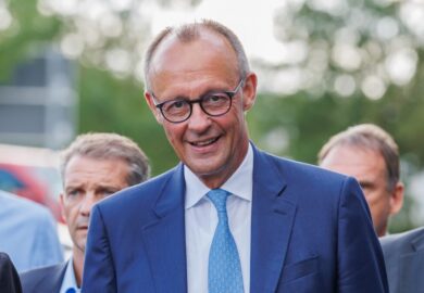 Comment le chancelier allemand est-il élu et quels sont ses pouvoirs ?