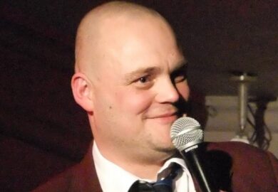 Al Murray : miroir grossissant de la classe politique britannique