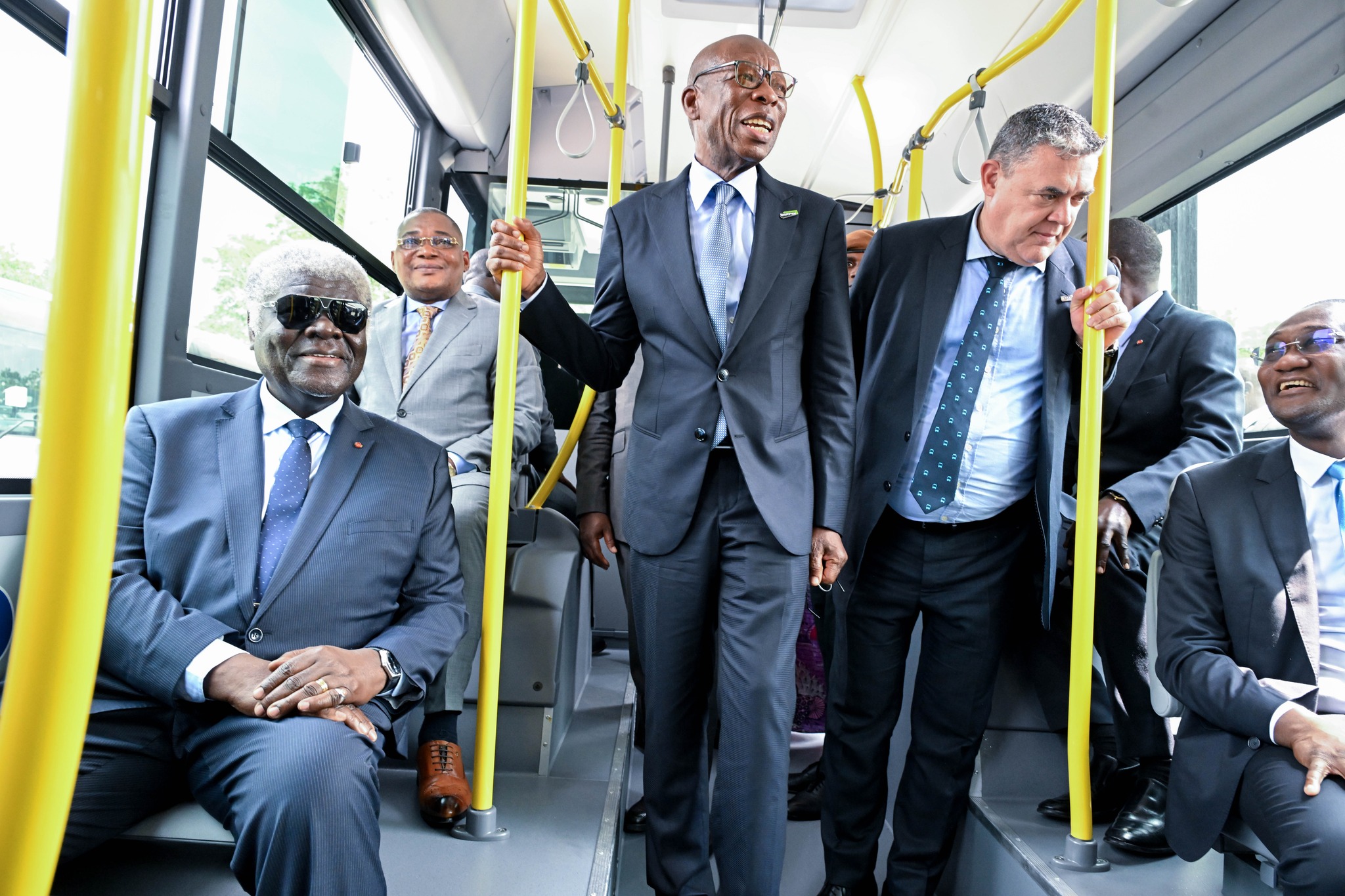 Transport – 2000 autobus pour transformer la mobilité urbaine à Abidjan (Images)