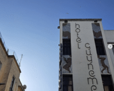 L’Hôtel Guynemer : Un Voyage dans le Temps au Cœur de Casablanca