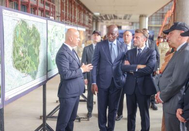 S.E. Brice Clotaire Oligui, aux côtés de son homologue Emmanuel Macron pour une visite de plusieurs chantiers de Libreville [Images]