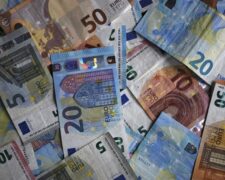 Blanchiment d&rsquo;argent : quels pays sont considérés à risque par la Commission européenne ?