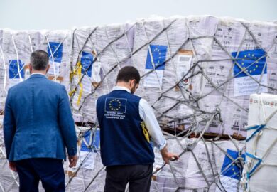 Quels sont les montants de l&rsquo;aide humanitaire de l&rsquo;UE dans le monde et comment fonctionne-t-elle ?