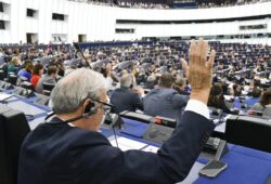 Comment les citoyens peuvent-ils donner leur avis sur les nouvelles politiques de l&rsquo;Union européenne ?