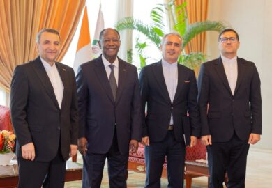 Alassane OUATTARA adresse ses chaleureuses félicitations aux nouveaux Ambassadeurs d’Iran, d’Italie, du Ghana et de Suède en Côte d’Ivoire (photos)
