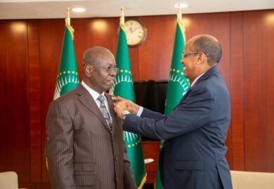 Le Président de la Commission de l&rsquo;UA, a fait ses adieux à l&rsquo;Ambassadeur de la République du Congo et Représentant permanent auprès de l&rsquo;UA [Images]