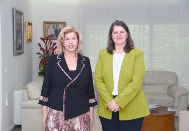 Dominique OUATTARA à reçu en audience Son Excellence Madame Sandra Choufani, nouvelle Ambassadrice du Canada en Côte d’Ivoire