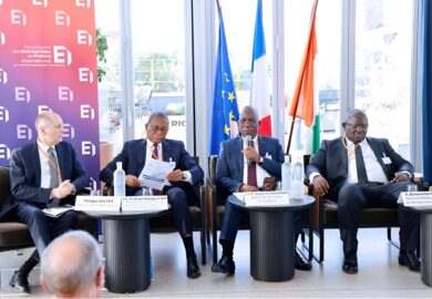 Le ministre des Eaux et Forêts a noué des contacts avec le patronat français [Images]