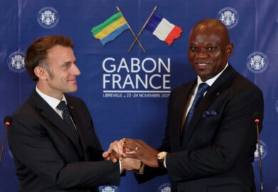 Visite de Macron au Gabon : derrière les discours, le bras de fer entre l’État et Eramet sur le manganèse