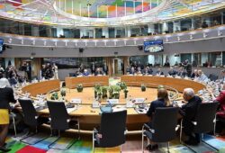 Comment les accords commerciaux sont-ils adoptés dans l&rsquo;Union européenne ?