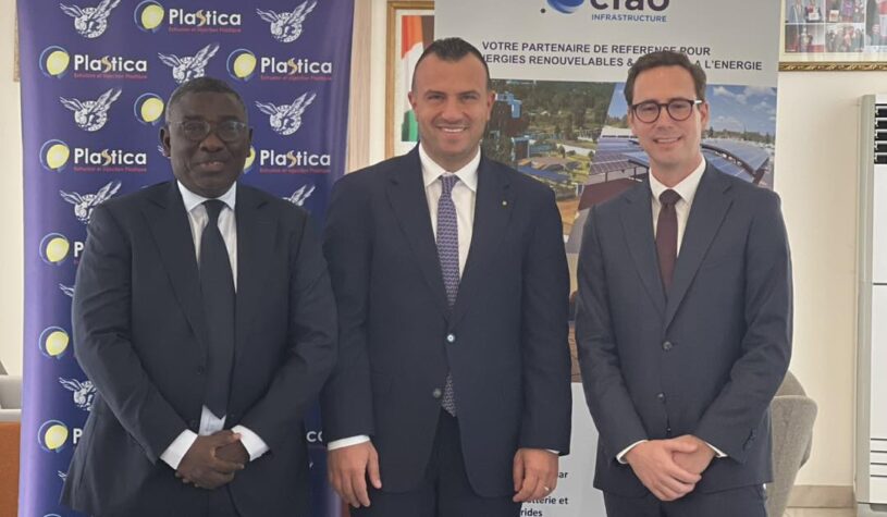 SIGNATURE DE CONVENTION ENTRE PLASTICA CI ET CFAO. (photos)