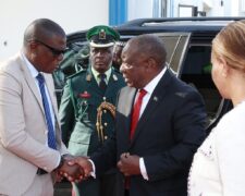 Président Cyril Ramaphosa à l&rsquo;Institut Botswana Vaccine (BVI) à Gaborone lors de sa visite d&rsquo;État. (photos)