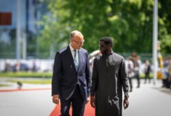 Le Président , Bassirou Diomaye Faye, s’est entretenu, à Berlin, avec le Chancelier d’Allemagne, Son Excellence Monsieur Friedrich Merz. (photos)
