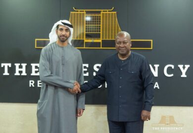 Le Président John Dramani Mahama a reçu une délégation  des Émirats arabes unis. (photos)