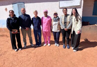 L’ Ambassade de France à Madagascar et l’ AFD ont eu le plaisir de visiter, aux côtés de Santé Sud, le projet BIEN NAÎTRE. (photos)