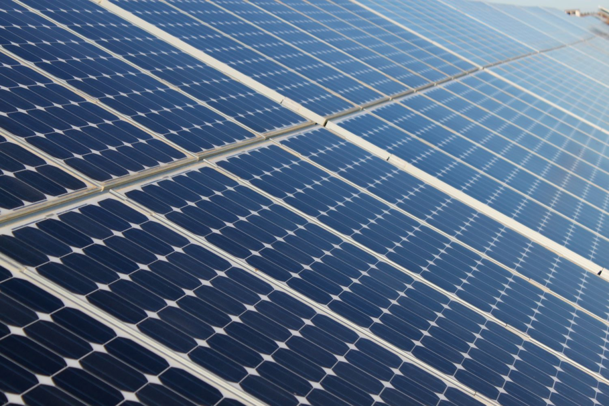 Est-ce que les groupes électrogènes solaires sont fiables ?