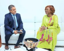Coopération Côte d&rsquo;Ivoire-Etats-unis: Le Ministe d&rsquo;Etat Niale KABA recoit le charge d&rsquo;Affaires de l&rsquo;Ambassade des Etats-Unis en Côte d&rsquo;Ivoire. (photos)