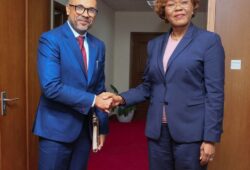 Audience de Mme le Ministre d’État Nialé KABA avec l&rsquo;Ambassadeur de l&rsquo;union Européenne en Côte d&rsquo;ivoire.