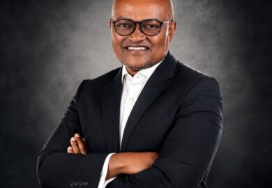 Le dirigeant sud-africain Khumo Shuenyane succédera à Saki Macozoma à la présidence de Vodacom en 2027.