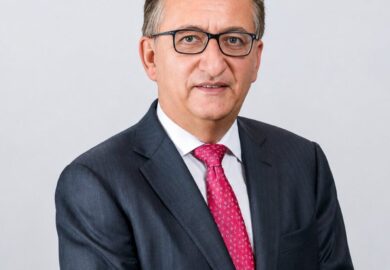 Le milliardaire malawite Hitesh Anadkat perd plus de 500 millions de dollars suite à la chute du cours de l&rsquo;action de FMBcapital.